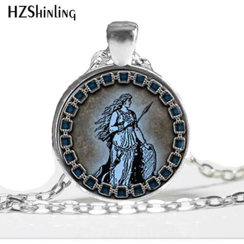 HZ--A524 New Glass Goddess Pendant Freya Norse Necklace Jewelry Glass Photo Cabochon Necklace HZ1