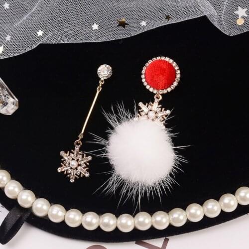 Snowflake Women Earrings Rhinestone Pom Pendant Dangle Earrings for Christmas Jewelry Women Drop Earring