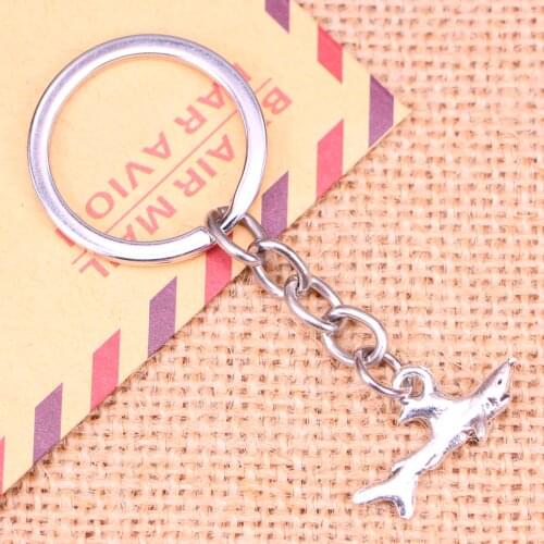 20pcs New Fashion Keychain 24x12mm shark fish Pendants DIY Men Jewelry Car Key Chain Ring Holder Souvenir For Gift