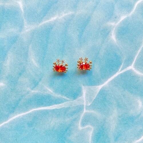 925 Sterling Silver Rainbow Colorful Cubic Zirconia Multi Color CZ Minimal Cute Lovely Under The Sea Cutie Crab Studs Earring