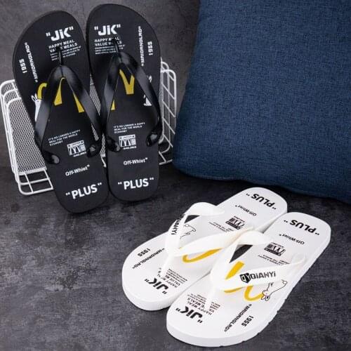 Home travel summer flip flop personality outdoor beach trend Korean antiskid indoor outdoor sandals antiskid light resistant