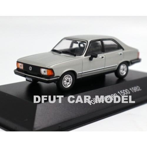 Diecast 1:43 Alloy Pull Back Toy VW 1500 1982 Car Model Of Childrens Toy Car Original Authorized Authentic Kids Toys