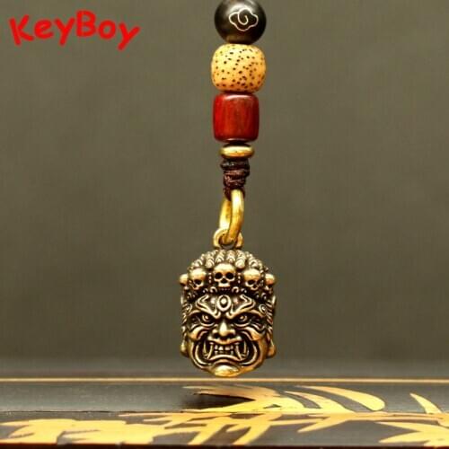 Brass Buddha Aryaacalanatha Head Pendant Car Keychain Punk Skull Bodhisattva Figurines Key Chain Hanging Jewelry Vintage Keyring