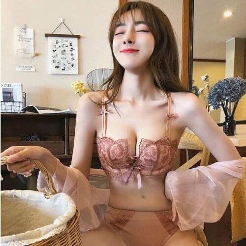 Japanese small breasts gathered adjusted steel ring collection pair of milk petal cup anti-saging beauty back girl bra set