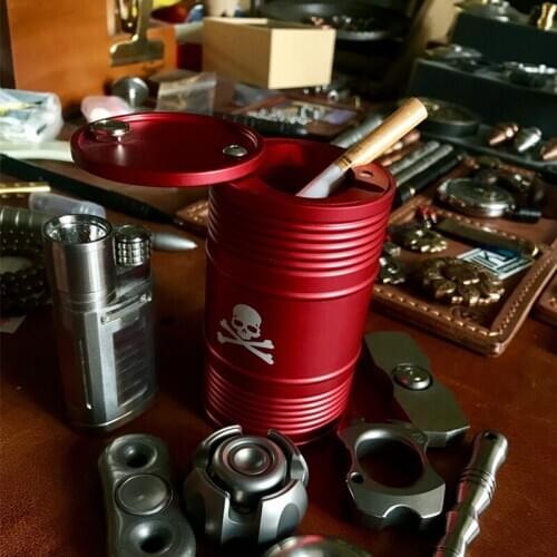 1PC Aluminum Alloy Creative Skull Oil Drum Ashtray Cigar Storage Tank Car Ashtray Man Cool Gift EDC Outdoor Tool Equipment