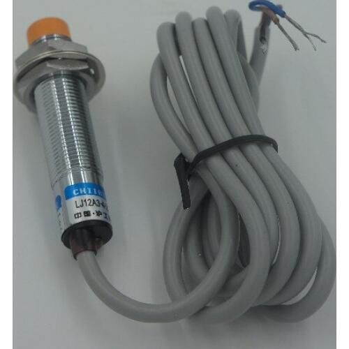 M12 NO 4mm Approach Sensor Inductive Proximity Switch 90-250VAC LJ12A3-4-J/EZ
