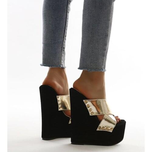 18cm Heeled Platform Sandals Women Rivet High Heel Slippers Sexy Wedges Sandals For Women Platform Shoes Summer Dames Slippers