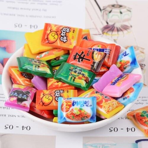 10 Pcs Mini Resin Instant Noddles for Kids Pretend Play Toy Kitchen Toy Gift For Children Funny toy