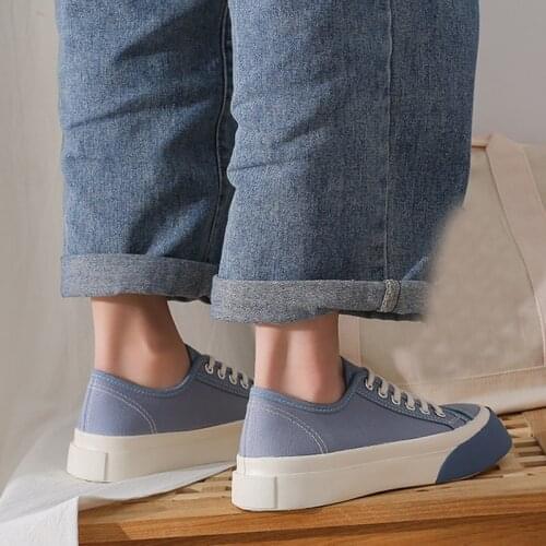 High Quality 2021 New Fashion Shoes Thick Soled Shoes Low top Leisure Lace up Comfortable Shoes