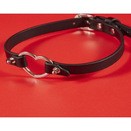 Sex Toy Metal Love Collar Collar SM Bondage Training Torture Equipment Men and Women Dog Slave Sex Toys Wholesale