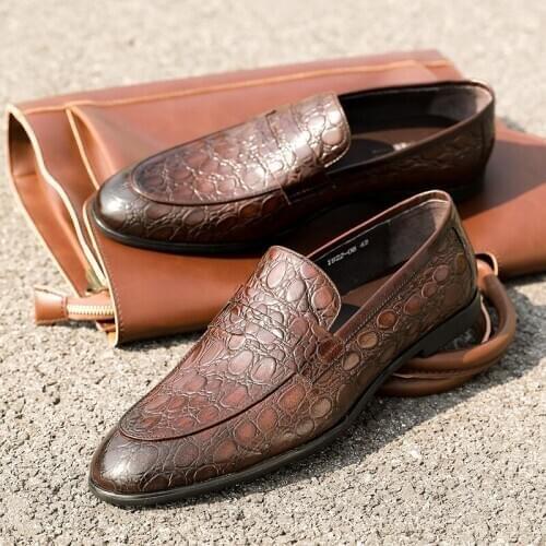 Men leather summer casual shoes male sneakers Shoes loafer men 2020 Slip On black mens genuine leather shoes