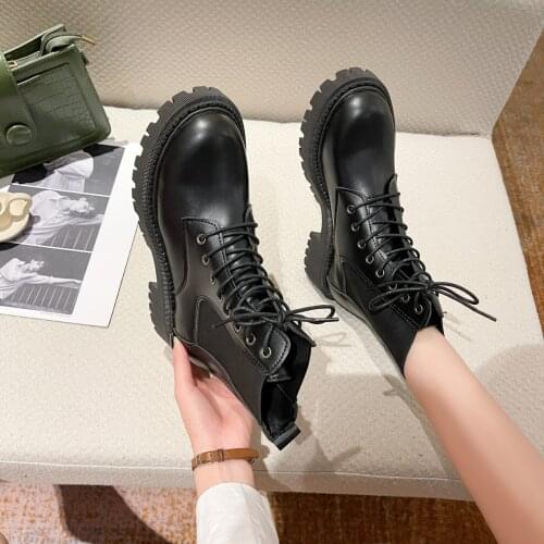 New Spring and Autumn 2021 Boots Platform Muffin Short Boots British Knight Boots Lace-up Middle Boot Lady