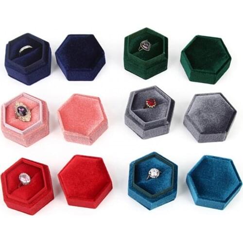 1Pcs Portable Vintage Velvet Jewelry Box For Wedding Engagement Ring Jewelry Necklace Organizer Hexagonal Storage Case 6 Colors