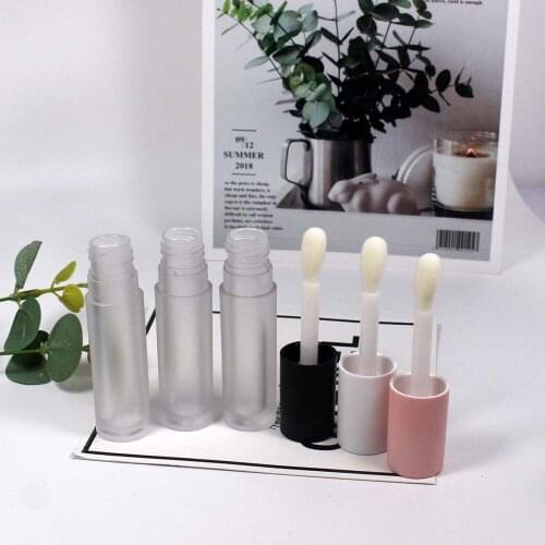 100pcs 5ml Empty Lip Gloss Tubes with Wand, Frosted Tube Lip Balm Bottles with Plastic Lipstick Brush and Rubber Stoppers