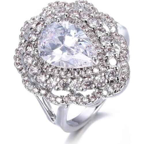 Bettyue Fascinating Flower Appearance With Waterdrop Cubic Zircon White Color Ring For Women&Girls In Banquet Attractive Jewelry