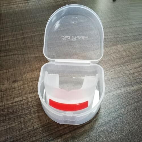 2018 1Pcs Plasticity Boxing Basketball Gum Shield double side Mouth Guard for boxing mma teakwondo Teeth Protector with case