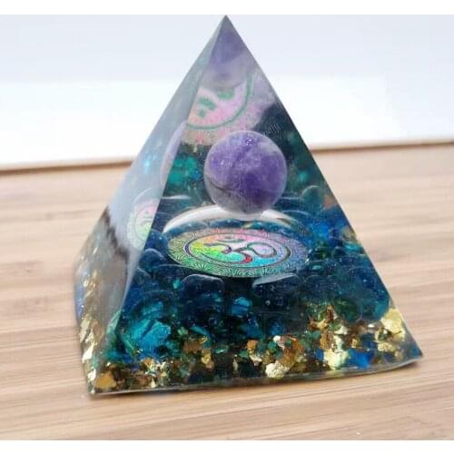 Crystal Pyramid Clear Quartz Natural Crystal Stone Reiki Charged Energy Generat