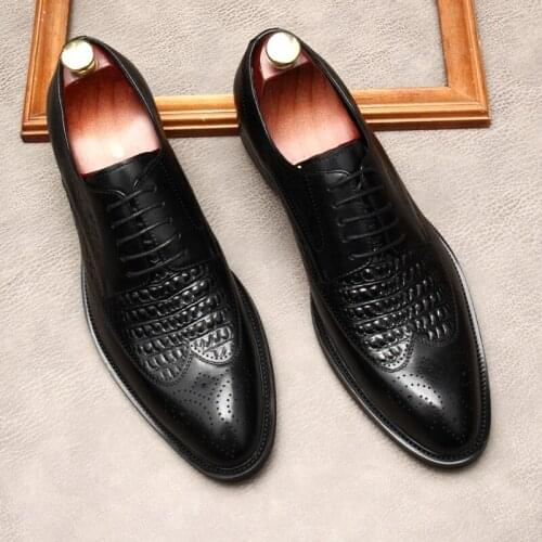 Mens dress shoes, lace-up British style, pointed, cowhide build, breathable, carved, dress style, wedding shoes, size 46