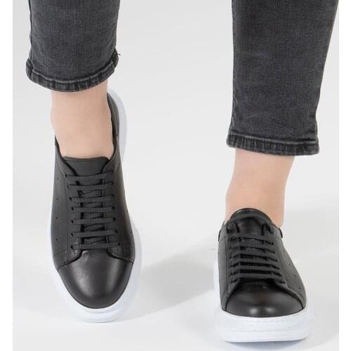 Callizio Womens Genuine Leather Vulcanize Sneakers Woman Laced Comfortable Woman Sport Luxury Designer Tennis Summer Black Flat Off White Shoes for Women 2021 Handmade Elegant Best High Quality Fashion Big Size 12 40