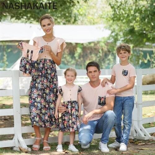 NASHAKAITE 2021 Mom and daughter Dress family matching clothes Summer Patchwork Floral Dress For Mommy And Me Father Son Shirt