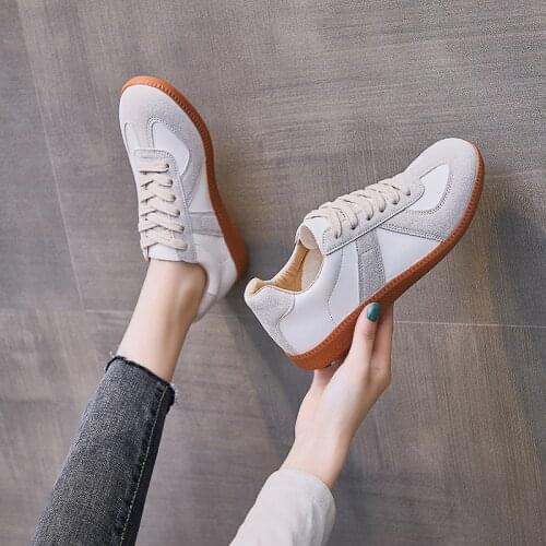 2021 artificial Leather Woman Causal Shoes Male Spring Men Casual Light Shoes Sneakers Lac-up Flats Breathable Outdoors Sapato