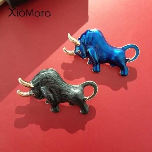 3 Colors Enamel Bull Brooch Animal Pin Brooches for Women and Men High Quality New Design Vintage Jewelry Coat Accessories 2021