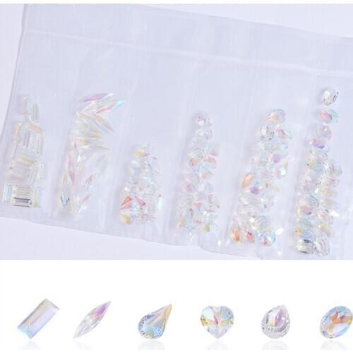 120pcs / Bag Nail Art Colorful Resin Crafts 3D Fashion Shiny Nails