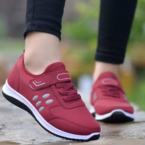 2021 Womens Fashion Net Buckle Vulcanized Leather Shoes Lovers Sports Shoes Flat Shoes Womens Solid Leisure Thick Soled Shoes