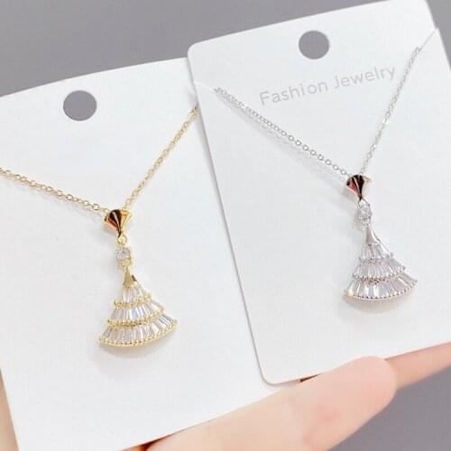 Korean Short Necklace Womens Fashionable Personalized Exquisite Temperament Popular Skirt Inlaid Zircon Clavicle Chain Pendant