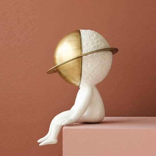 Astronaut Spaceman Creative Statue Car Decor Art Crafts Figurine Abstract Sculpture Home Office Desktop Decoration Ornament Gift