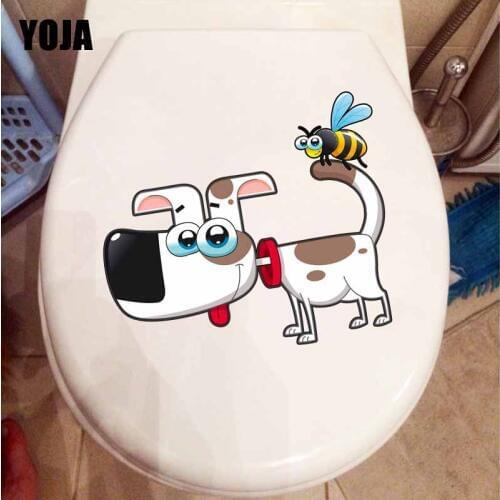 YOJA 22.2X18.7CM Creative Cartoon Wall Sticker Toilet Decal Kids Room Decoration Cute Dog And Funny Bee T5-1001