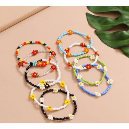 VKME Korean Flowers Daisy Beads Bracelets Transparent Colorful Beaded Handmade Elastic Wristband for Women 2021 Trend Jewelry