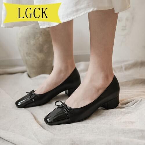 Plus Size 34-43 Fashion Round Toe Thick Heel Shoes Large Size Womens Shoes High Heels Patent Leather 3cm Work Shoes Women Pumps