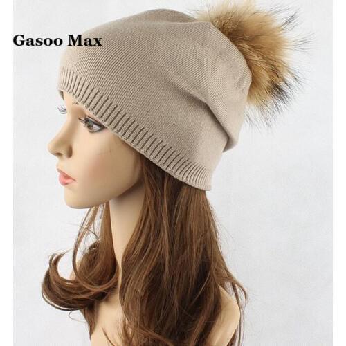 Gasoo Max Women's Hats With Pompoms