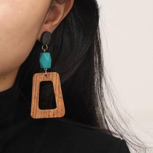 Modyle 2019 Vintage Brown Color Trapezoid Wooden Drop Earrings Square Hollow Geometric Statement Wood Earrings Fashion Jewelry