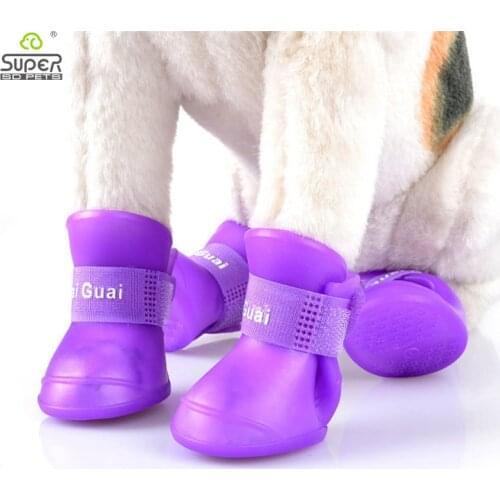 4Pcs/set Pet dog Rain Shoes Dog Booties Rubber Portable Anti Slip Waterproof Dog Cat Rain Shoes Autumn and winter