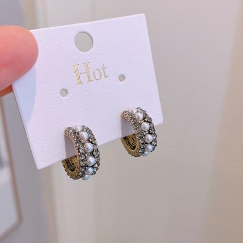 New Design Vintage Simulated Pearl Stud Earring For Women Fashion Geometric Round Crystal Rhinestone Stud Ear Korean Jewelry