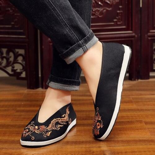 Old Beijing Cloth Shoes Men Soft Sole Chinese Embroidery Men Shoes Chinese Style Yellow Black Dragon Round Mouth Cloth Shoes
