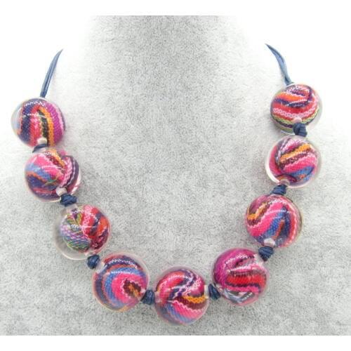 New Item Hot Tribal Pattern Fashion Women`s Beads Necklace in Red and Green Color