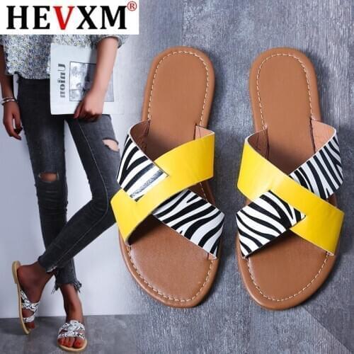 2020 New Summer Womens Slippers Leopard Print Designer Casual Sandals Large Size 42 Beach Shoes Zapatos Mujer