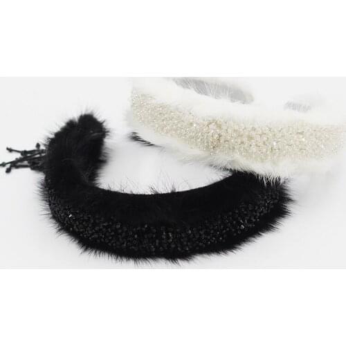 New 2021 Bling White Black Faux Fur Headband Crystal Diamond Rhinestone Luxury Furry Hairband for Women Winter Hair Accessories