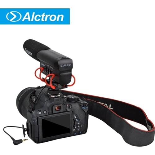 Alctron VM-5 shooting camera microphone used in interview, battery provides power supply, lightweight and portable