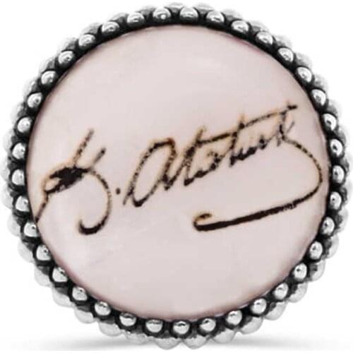 White Floor Via Ataturk Signed 925 K Silver Badge