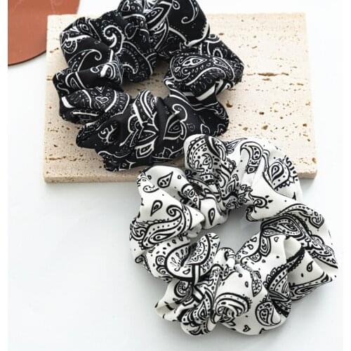 Vintage Printed Scrunchies For Women Hair Accessories Fashion Soft Elastic Rubber hair Band Girl Ponytail Holder korean Hair Tie