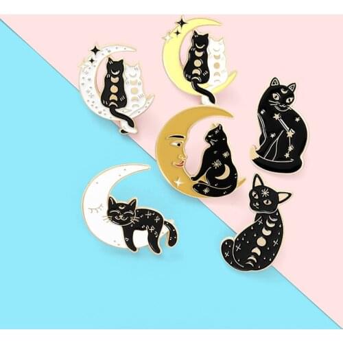 Witch Cats Enamel Pin Custom Moon Phase Wizard Cat Brooches Bag Lapel Pin Black White Witch Craft Badge Jewelry Gift for Friends