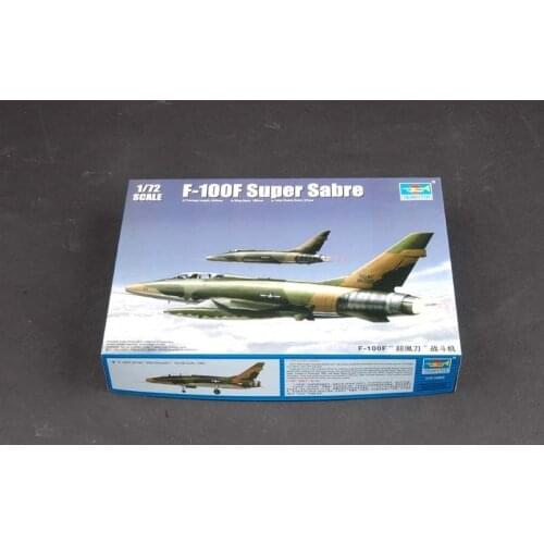 Trumpeter 01650 1/72 Plane US F-100F Super Sabre Fighter Bomber Model Aircraft TH07094-SMT2