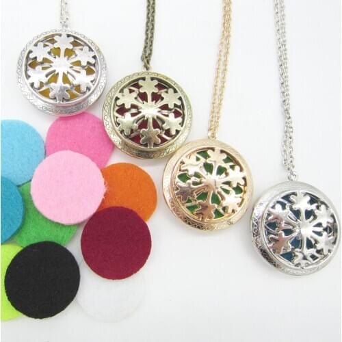 2017 New Arrival Snowflake Locket fit with 8pcs 25mm Colored Felt Pads Women`s Fashion Diffuser Short Necklace