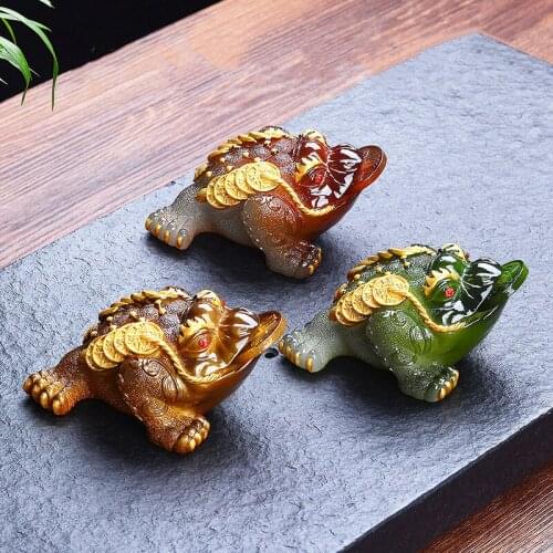 Resin Color Changing Tea Pet Discolored Toad Figurine Frog Statue with Coin Boutique Ornament Tea Table Decoration Handicrafts