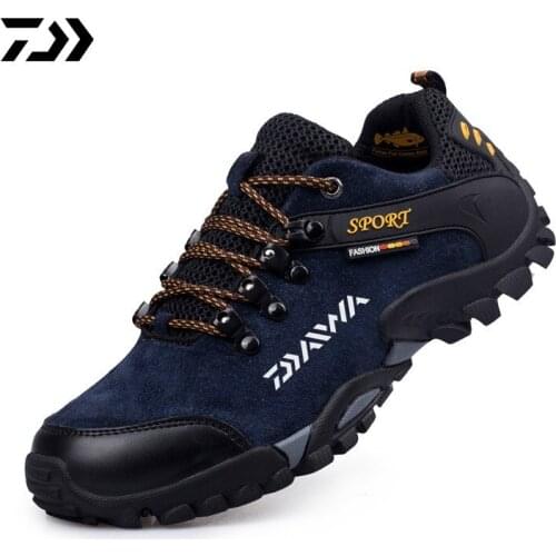 Men Daiwa Hiking Fishing Shoes Anti-skid Mountain Climbing Boots Outdoor Athletic Breathable Waterproof sports quality Fishing