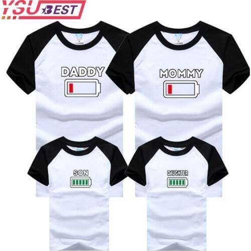 Summer Family Clothing MOMMY DAUGHTER SON Battery T Shirt Mother&Kids Matching Outfits Short Sleeve Mother Daughter Son Clothes